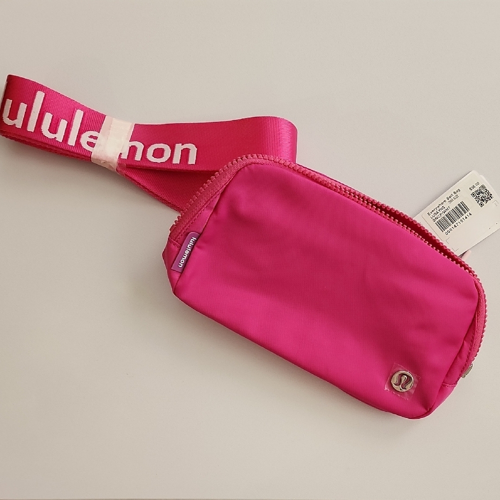 SONIC PINK/WHITE Lululemon Everywhere Belt Bag with LOGO